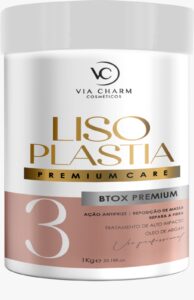 Máscara BTOX Lisoplastia 1k A Máscara BTOX Lisoplastia 1lt promove uma hidratação poderosa,o botox capilar gatante reconstrução e mais maleabilidade aos fios proporcionando cabelos lisos e soltos. -Anti frizz -Reposição de massa -Ultra hidratante -Selagem dos fios -Repara a fibra capilar Modo de usar: Após lavar os cabelos, segue com uma toalhe e aplique a Máscara Btox Lisoplastia por toda extensão dos fios. Deixe agir por 15 a 20 minutos. Enxágue 50% e em seguida seque e pranche.